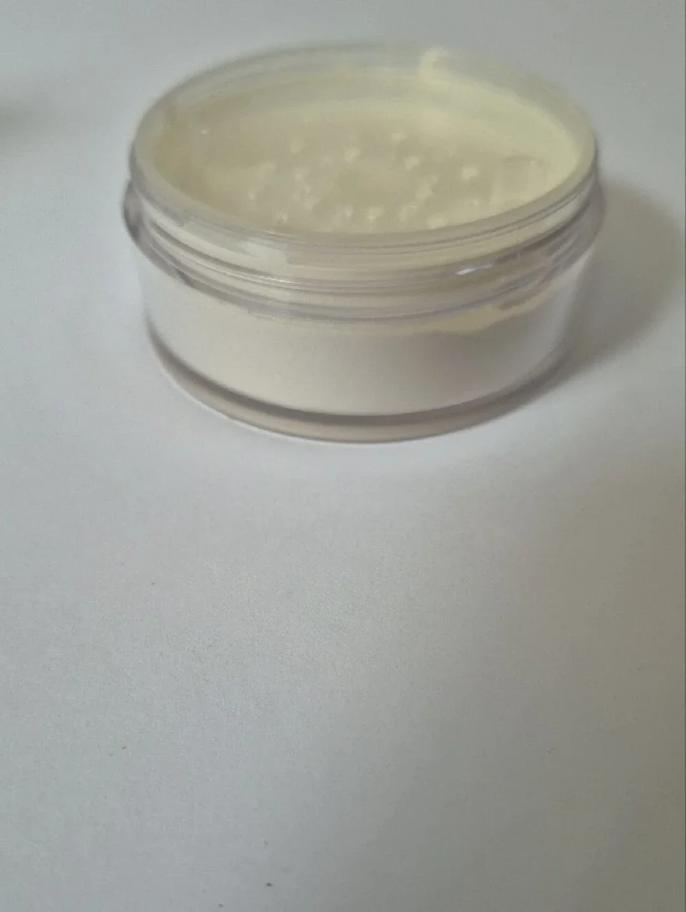 Mary Kay Translucent Loose Setting Powder .39 OZ